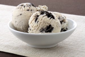 helado de galletas oreo